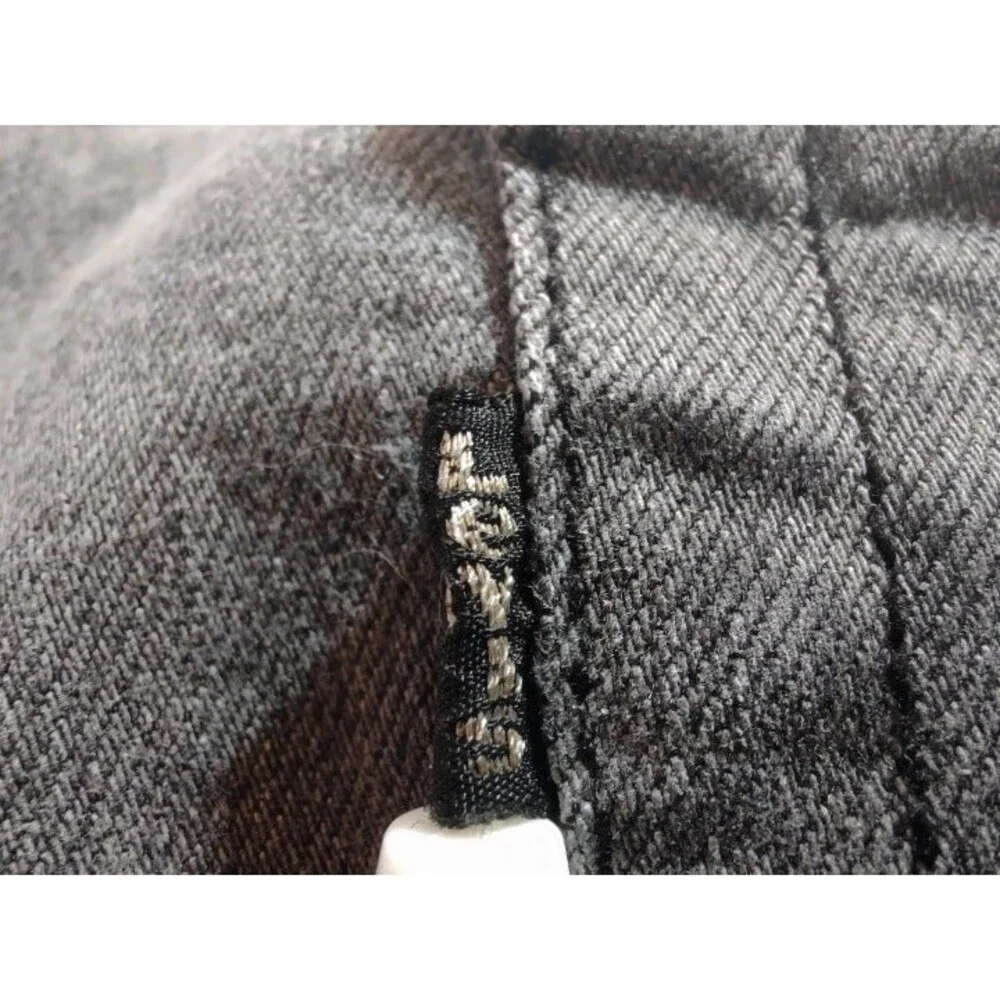 Levis pre owned